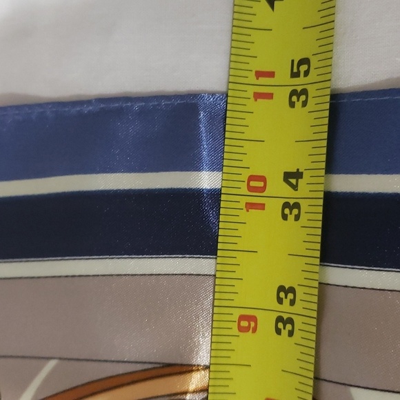 R-2147- Nautical Women's Scarf Blue Cream Colors NWT - Picture 3 of 8